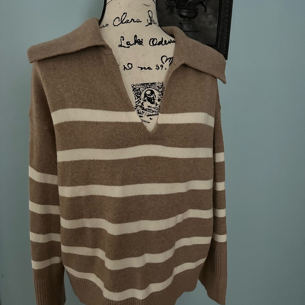 Banana Republic Striped Brown and Cream Women's Sweater